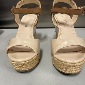 Aldo Platform shoe 6